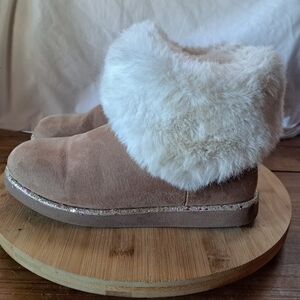 Juicy Couture Booties, Women Size 6, 'Kissable', Faux Suede, Faux Fur, Slippers
